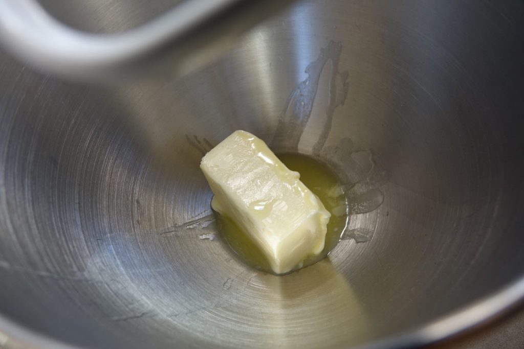 חמאה לפני הקצפה