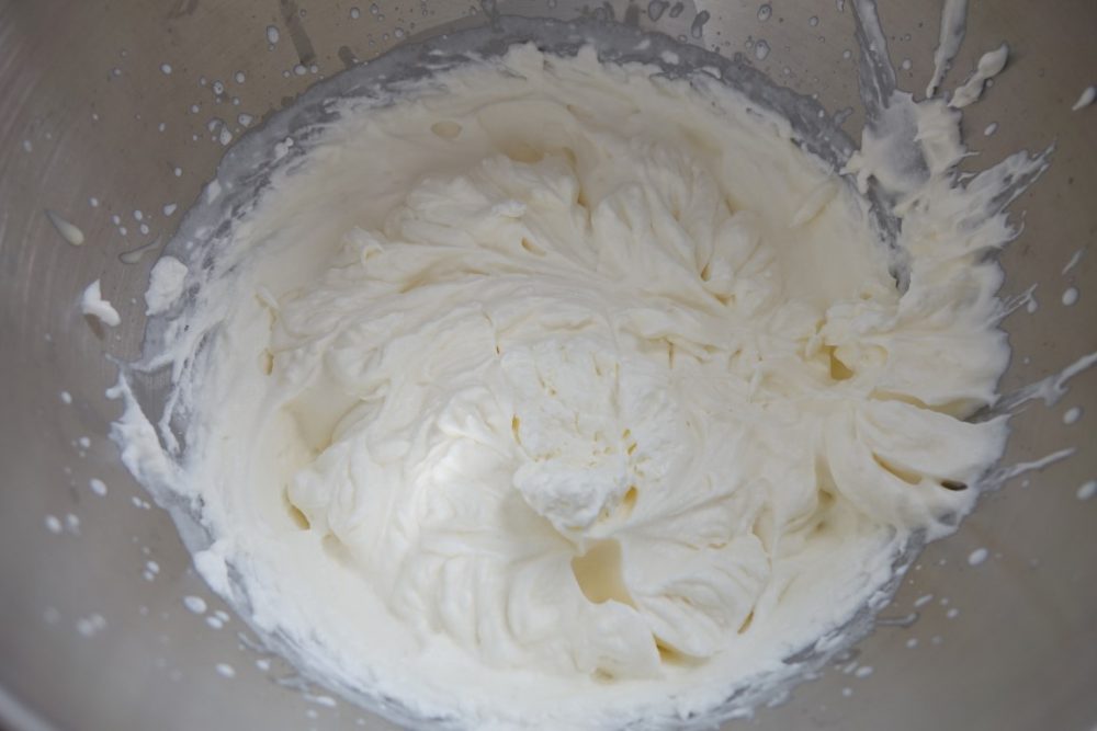 קצפת עם חלב ממותק